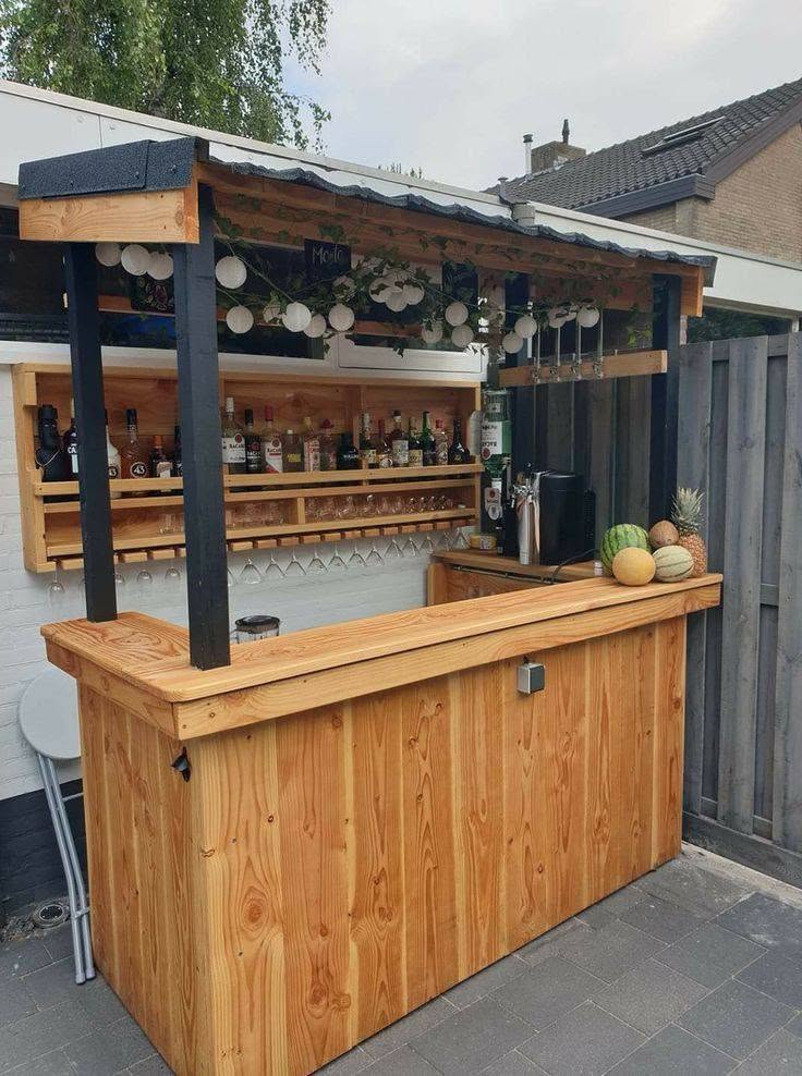 Charming Outdoor Wooden Bar with Modern Rustic Design