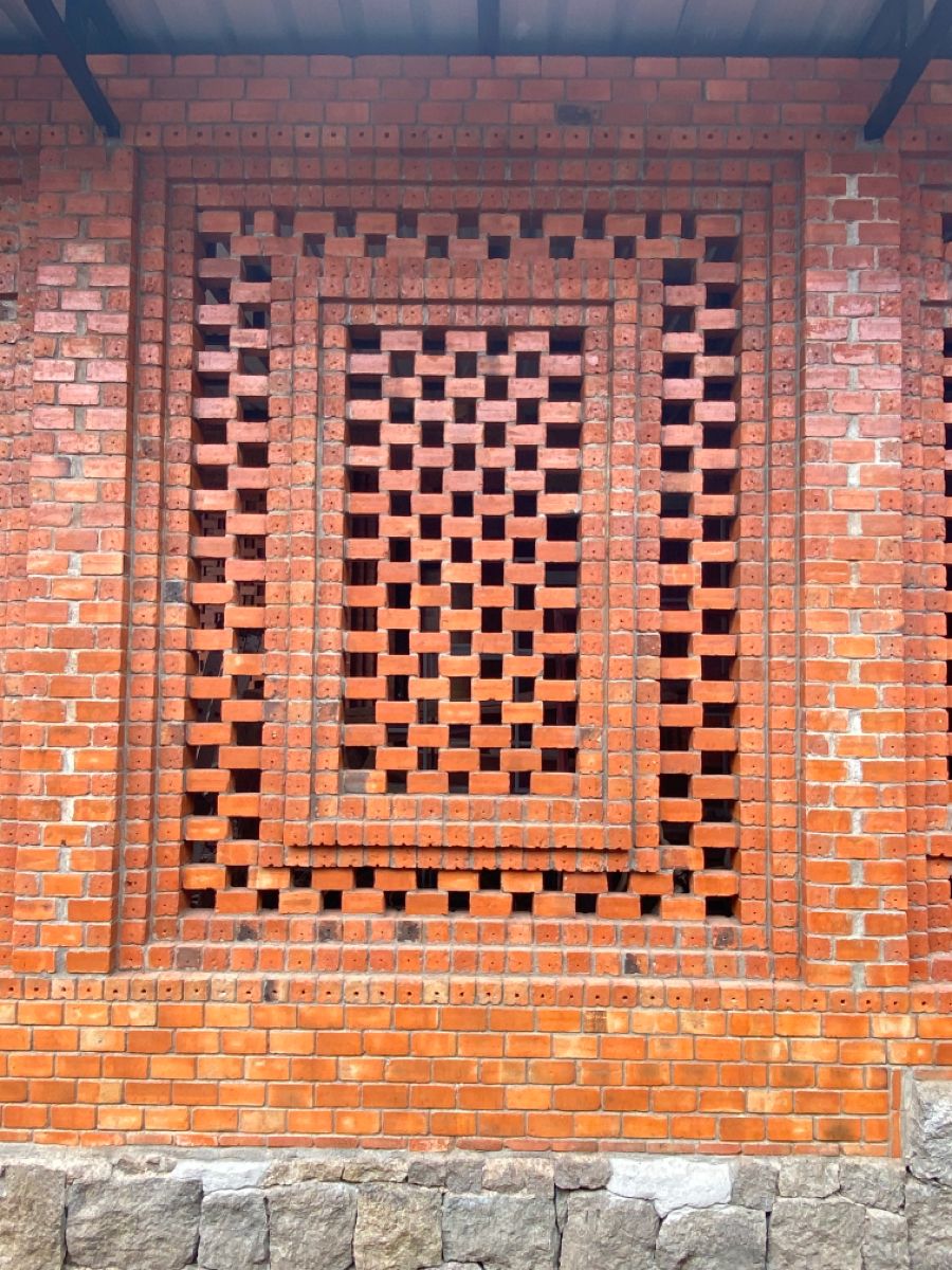 Decorative Brick Jali Wall with Geometric Pattern
